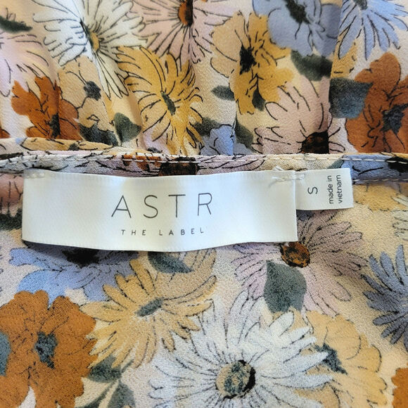 ASTR The Label Floral Dress Ruffled Tiered Mini Cottagecore Boho Blue Pink Small - Picture 14 of 16